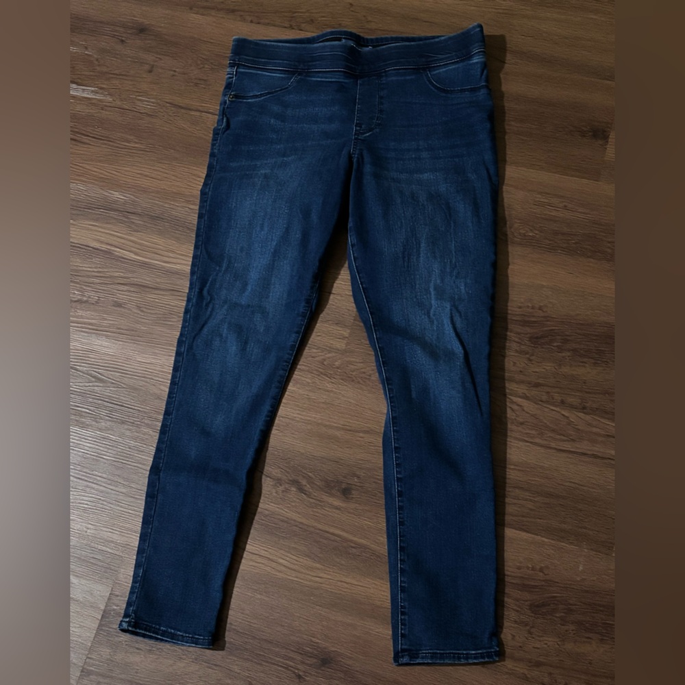 Old Navy Deep Blue Jeans Rockstar Mid Rise, Size 12